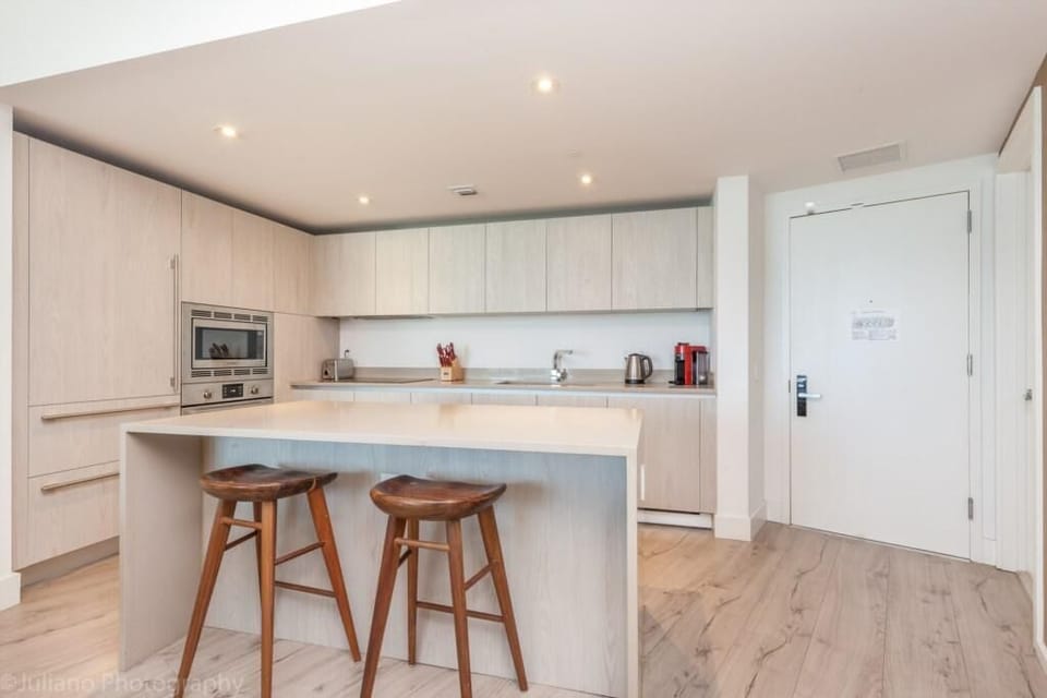 Condo, 2 Bedrooms | Private kitchen
