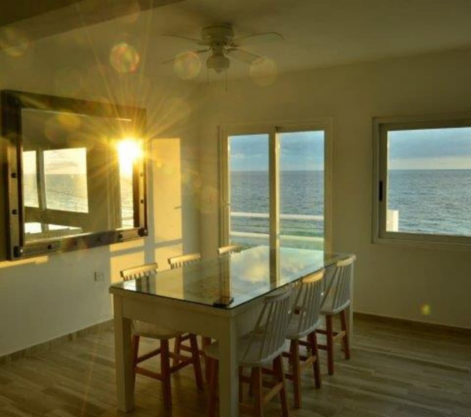 Comfort Apartment | Dining room