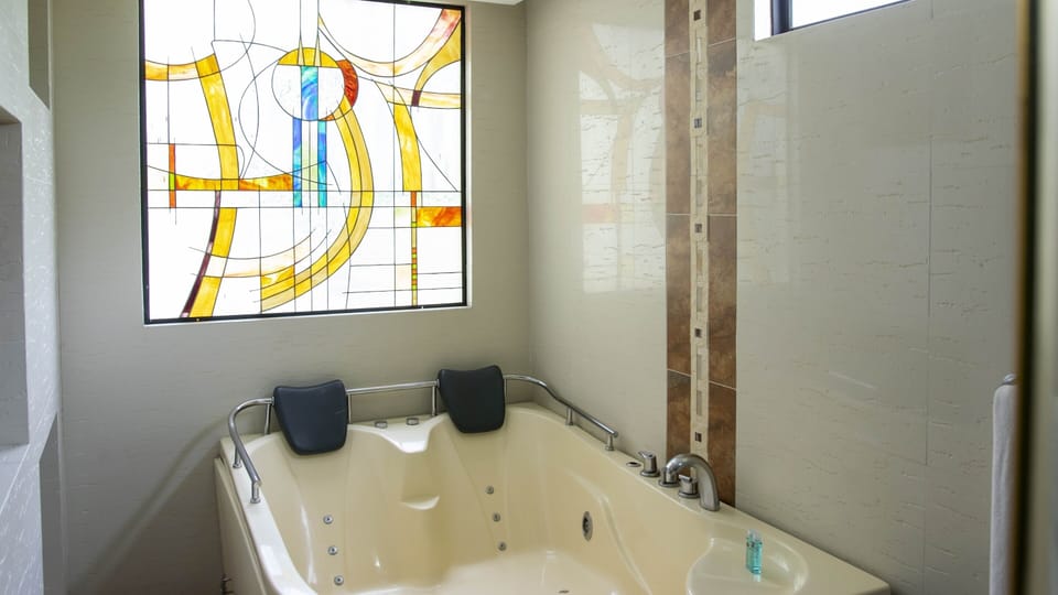 Superior Suite, Jetted Tub | Private spa tub
