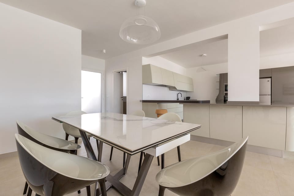 Villa | Private kitchen | Full-size fridge, microwave, oven, dishwasher