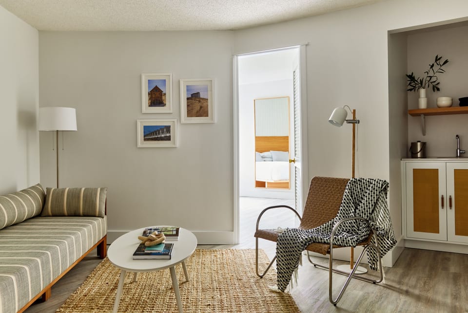 King Suite | Premium bedding, blackout drapes, WiFi (free), bed sheets
