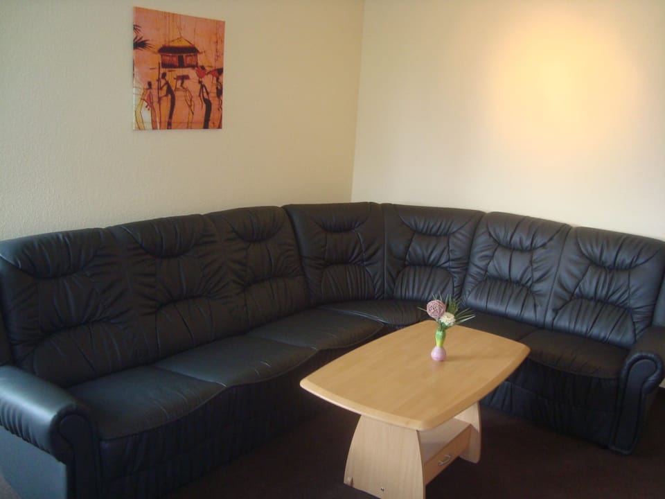 Comfort Triple Room | Desk, soundproofing, cribs (free), rollaway beds (surcharge)