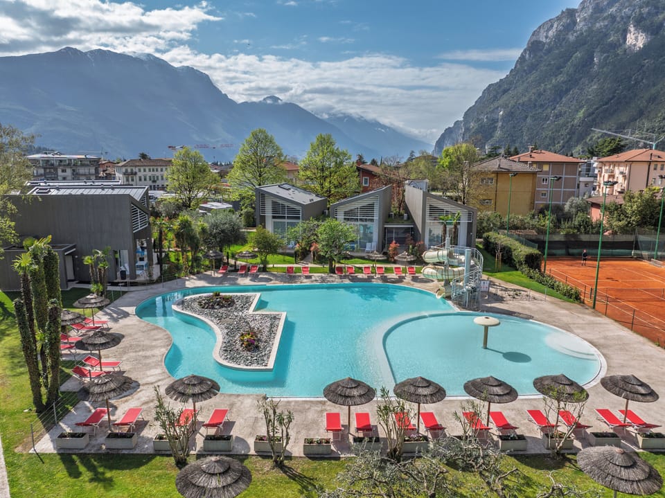 Family Studio | Minibar, in-room safe, desk, free WiFi