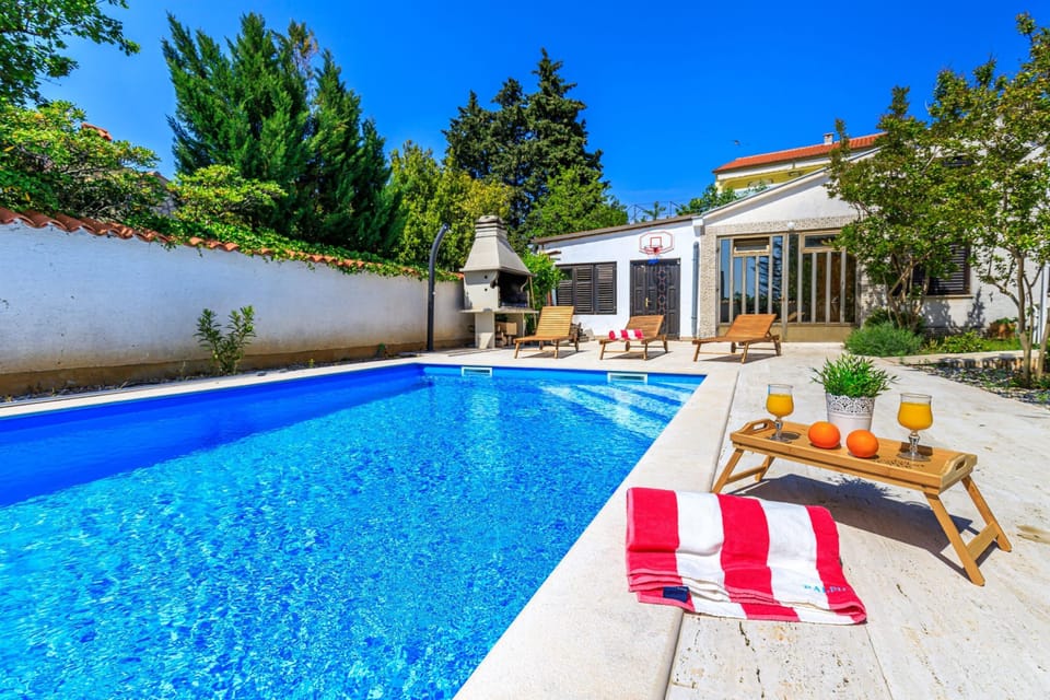 Family Apartment, 3 Bedrooms, 2 Bathrooms (Exclusive Pool Escape Near Sea) | Pool | Seasonal outdoor pool