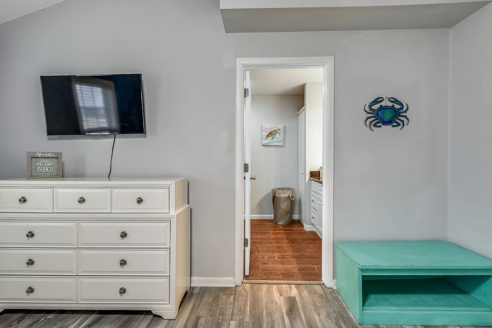 House | 2 bedrooms, premium bedding, individually decorated