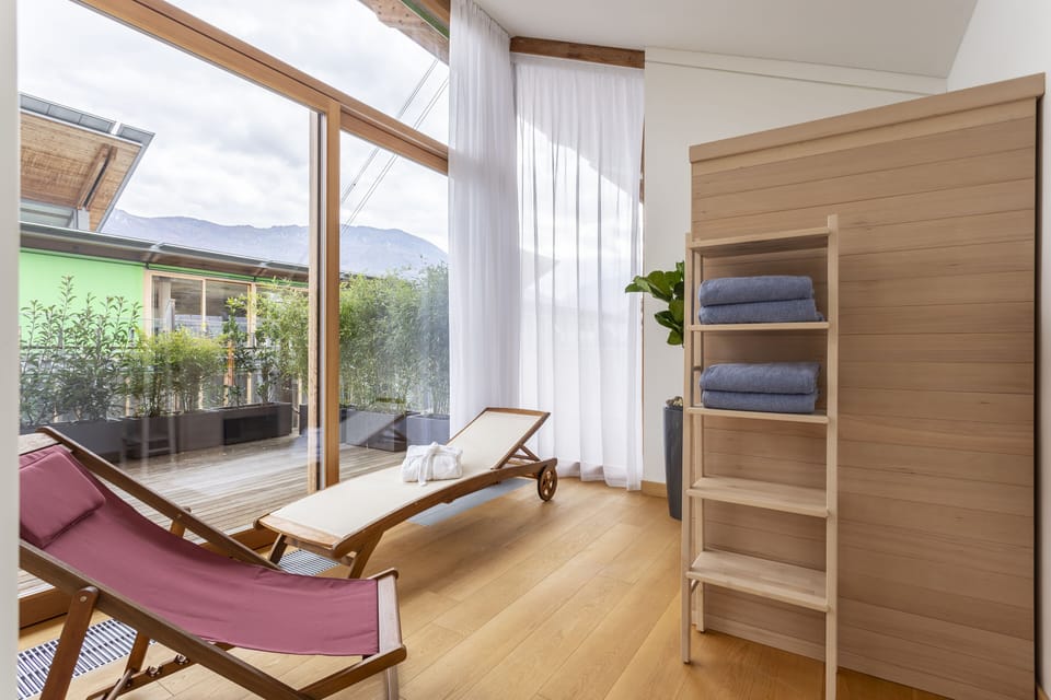 Studio Suite, Sauna | View from room