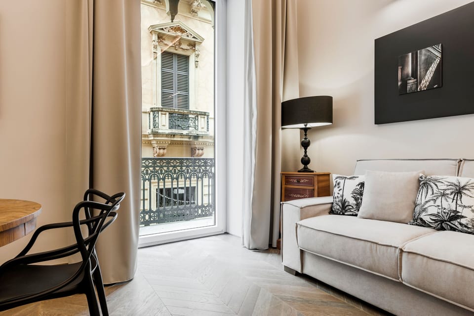 Apartment, 1 Bedroom | Living area | Smart TV