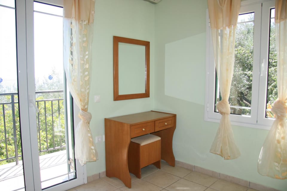 House | 3 bedrooms, desk, WiFi