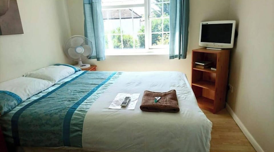 Shared Dormitory, 1 Bedroom, City View | 1 bedroom, WiFi