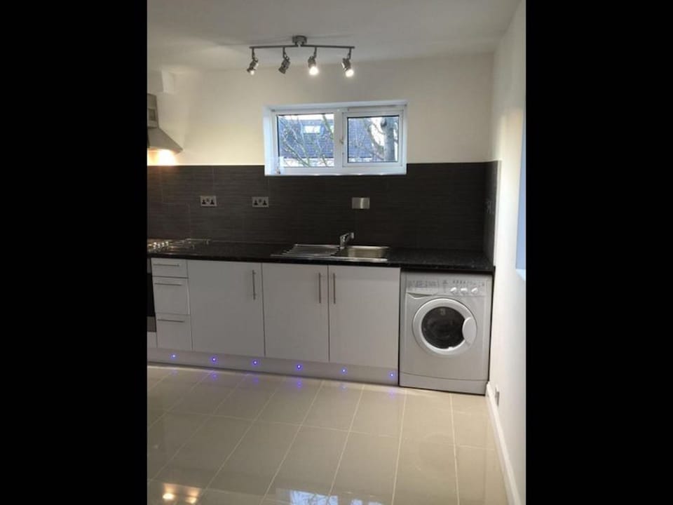Apartment, 2 Bedrooms, City View | Interior