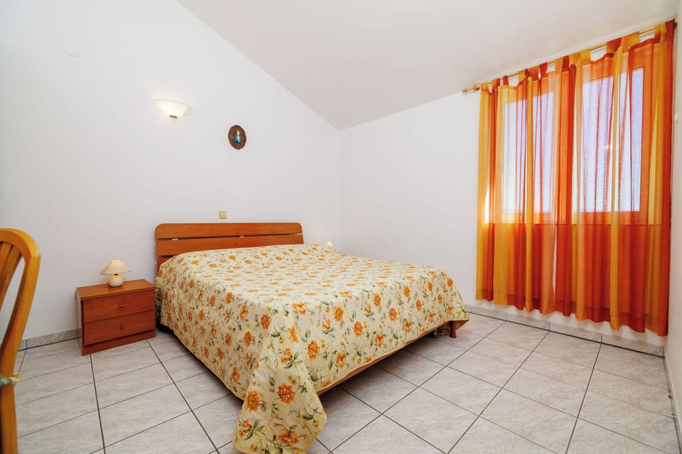 House | 1 bedroom, free WiFi