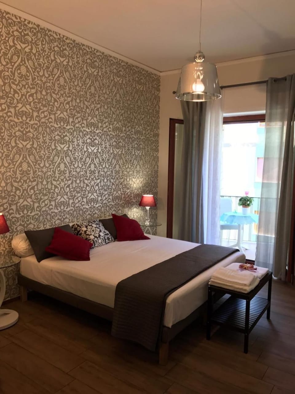 In-room safe, desk, free WiFi, bed sheets