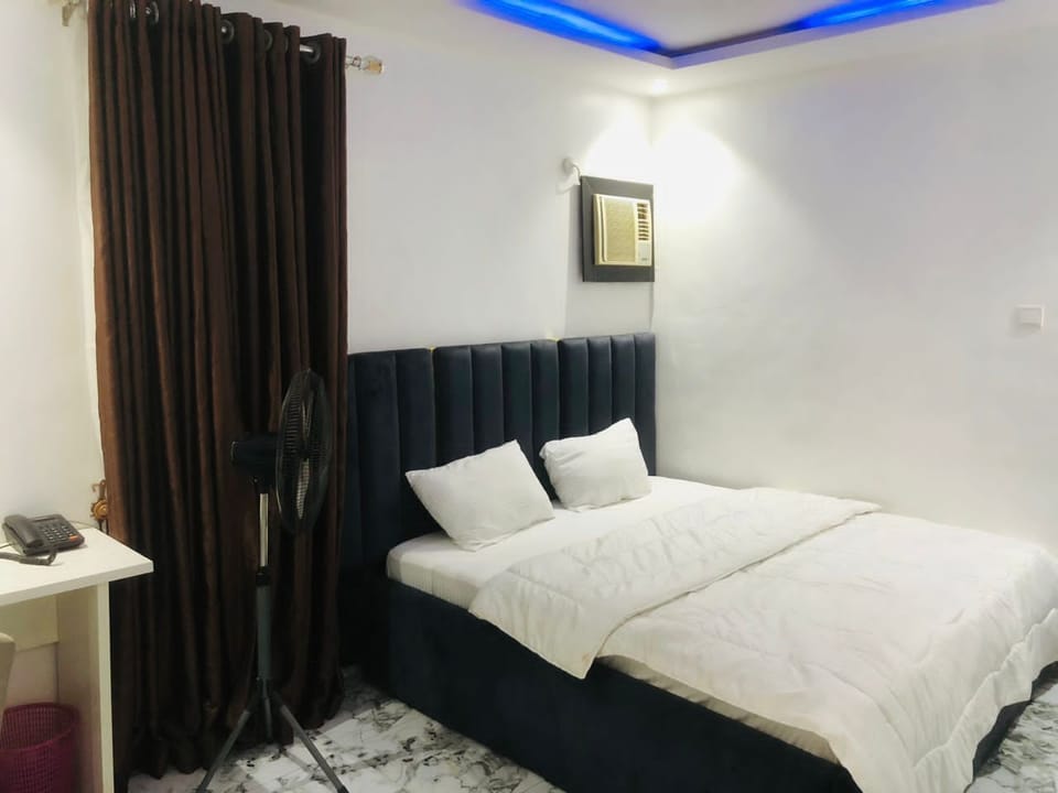 Deluxe Double Room | Premium bedding, desk, laptop workspace, soundproofing