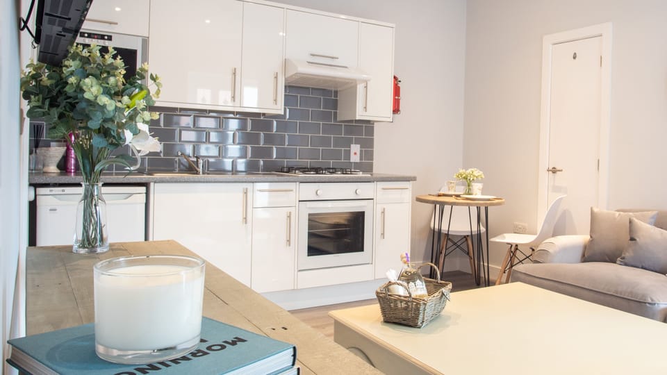 Apartment, Accessible, Private Bathroom | Shared kitchen