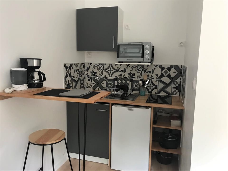 Double Room, Private Bathroom (Studio La Gavotte) | Private kitchen