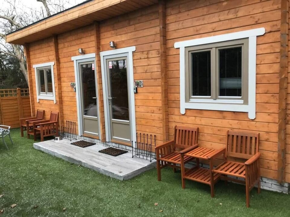 Cabin | Exterior