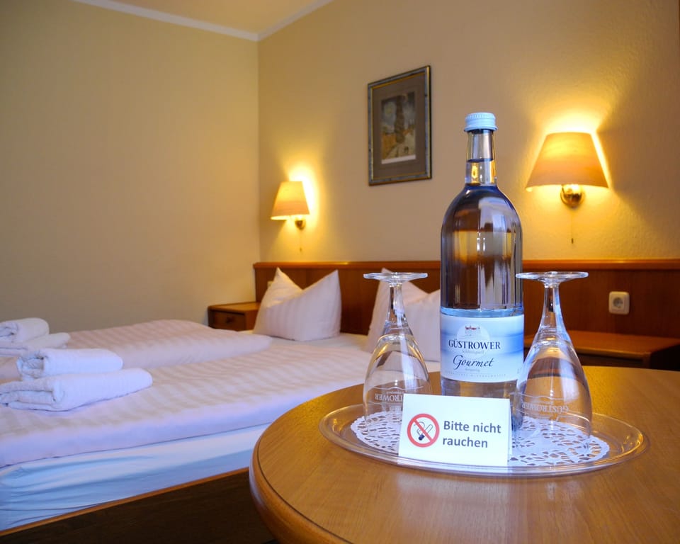 In-room safe, free WiFi, bed sheets