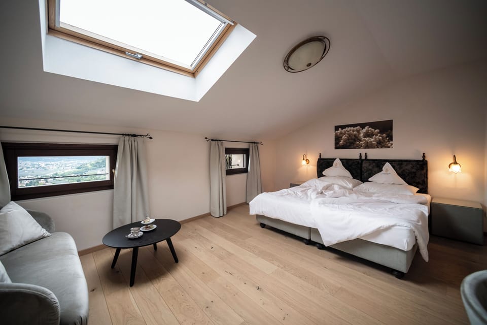 Comfort Double Room | Premium bedding, minibar, in-room safe, desk
