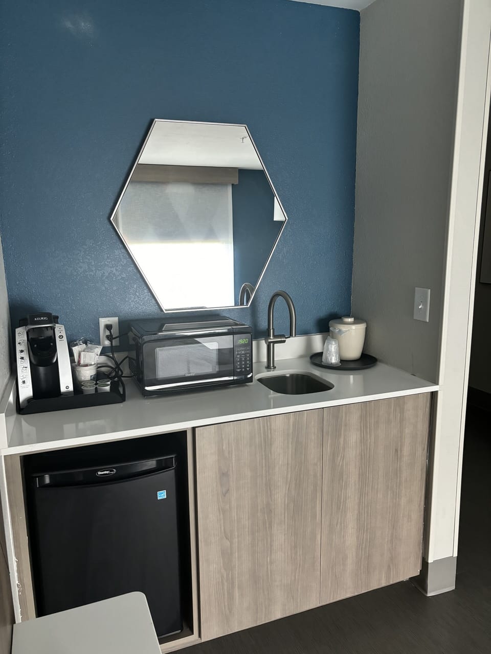 In-room safe, desk, iron/ironing board, cribs (free)