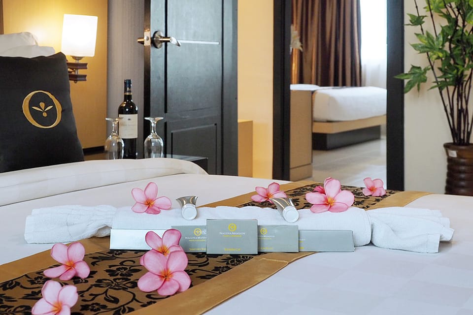 Family Suite | Premium bedding, in-room safe, desk, rollaway beds (surcharge)
