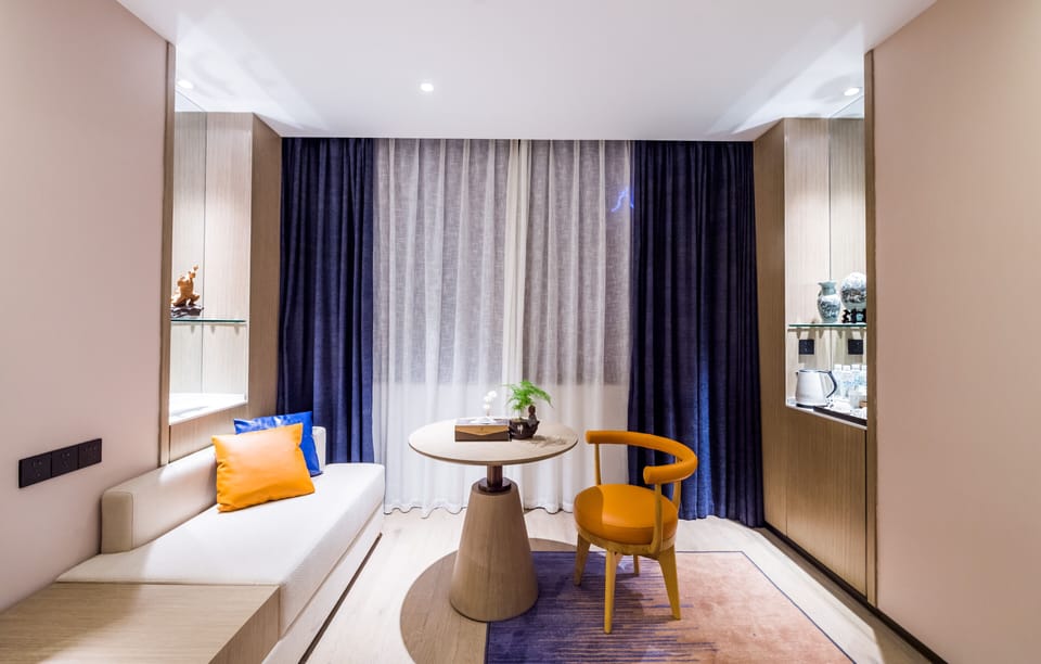 Superior Single Room | Desk, laptop workspace, blackout drapes, soundproofing