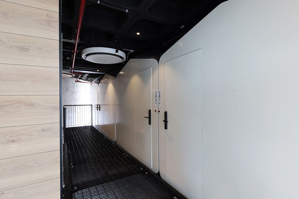 O Grand (Double Tall Sea View) | Desk, laptop workspace, soundproofing, free WiFi