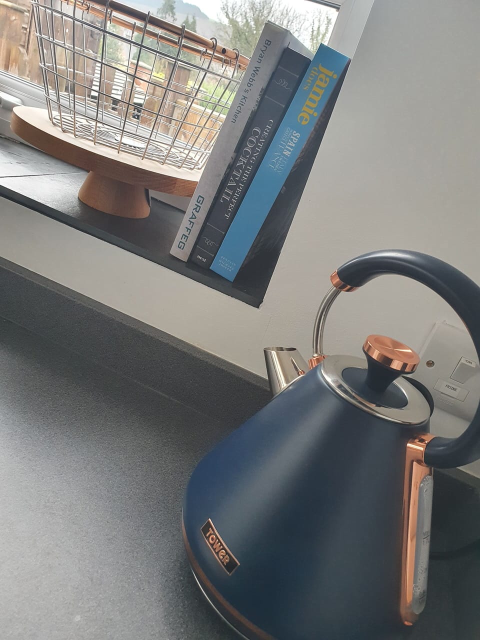 Cottage | Coffee and/or coffee maker