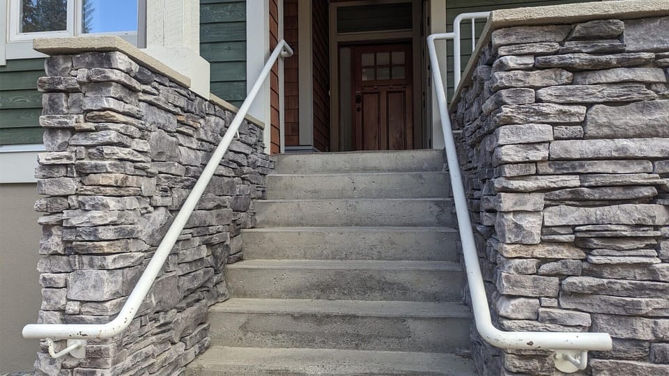 Condo, 2 Bedrooms | Property grounds