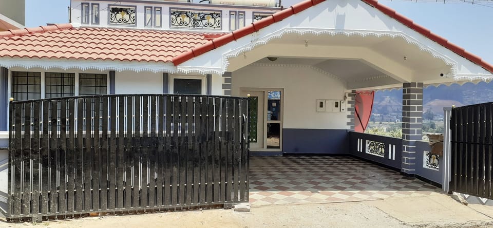 Anmols impex cottage Hotel in Ooty