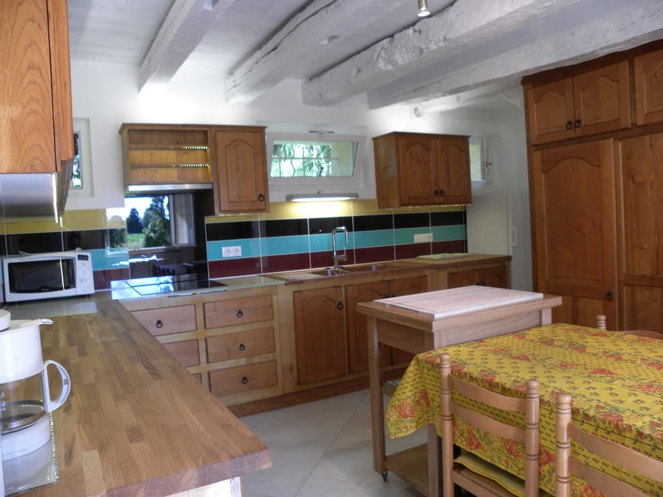 Cottage, Private Bathroom (Classé 3 étoiles) | Private kitchen | Highchair