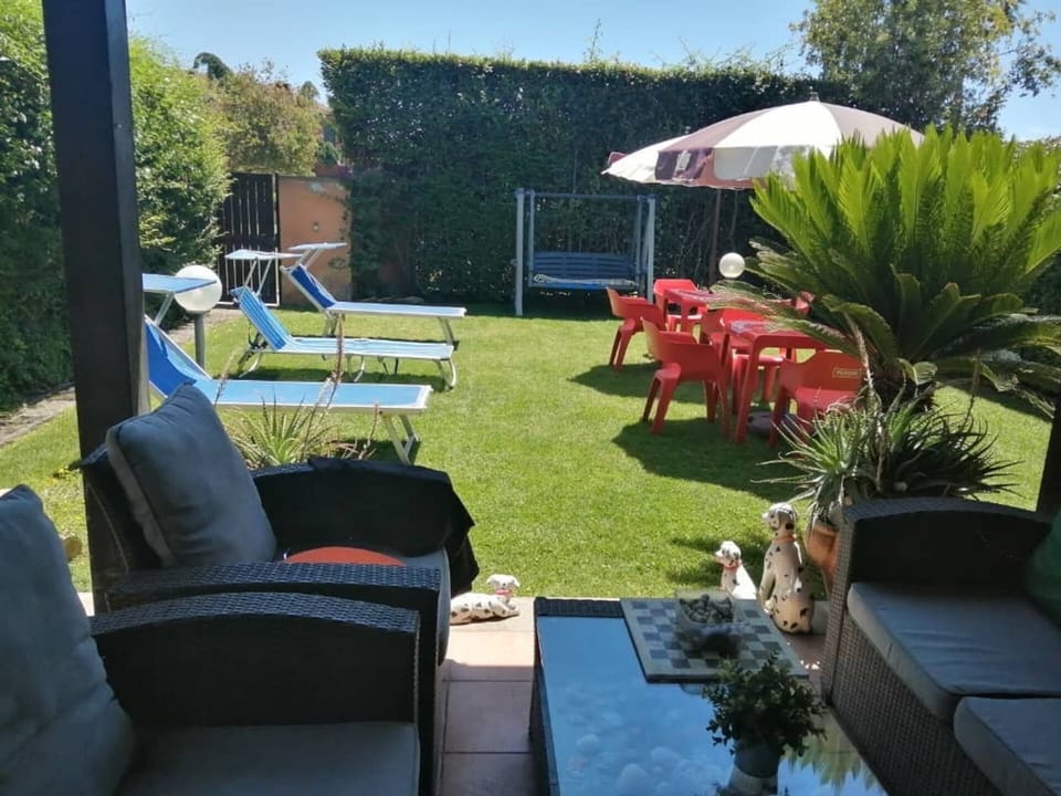 Villa | Outdoor dining