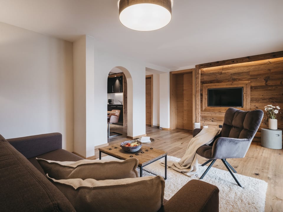 Vier Zimmer Apartment Superior | Free WiFi, bed sheets