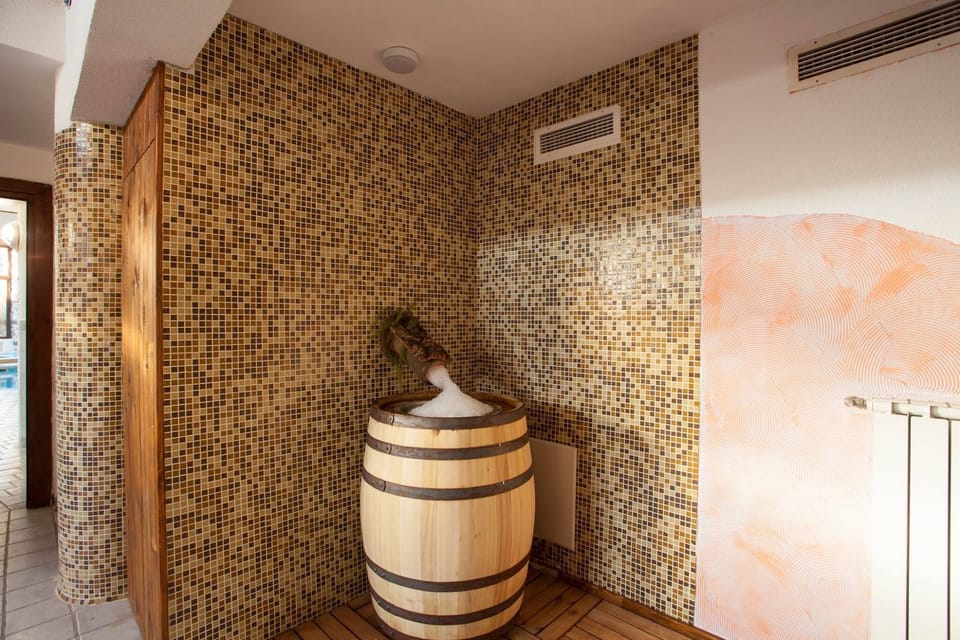 Body treatments, body scrubs, massages