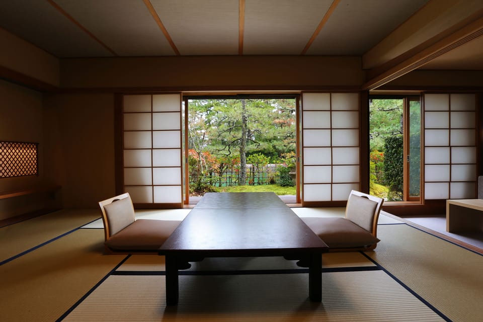 [Setsugekka] Japanese Style Room (10 tatami mats) | In-room safe, desk, soundproofing