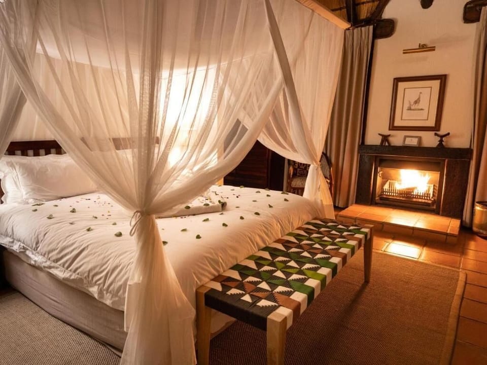 Premium bedding, minibar, in-room safe, laptop workspace