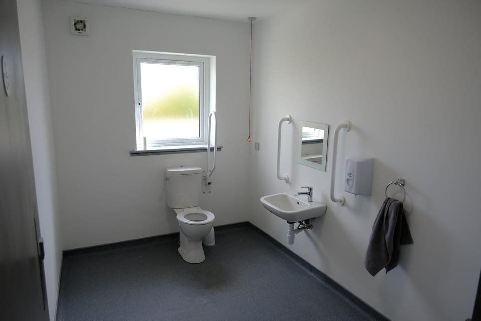 Whiddy School House Accommodation Bed and Breakfast in County Kerry