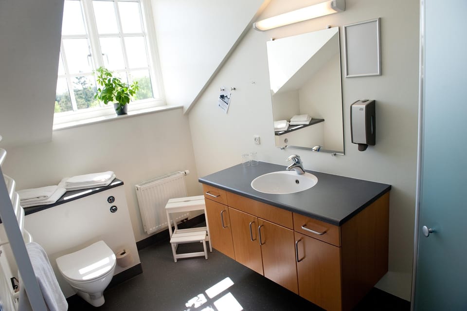 Double Room | Bathroom | Hair dryer, towels