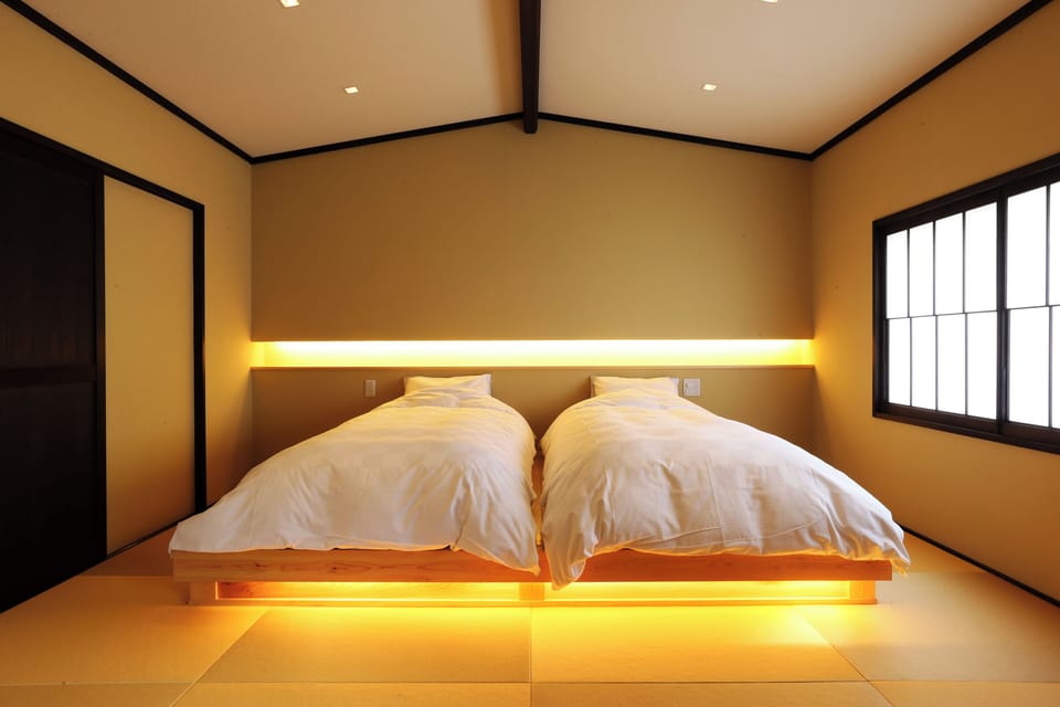 Deluxe Suite, Terrace, Garden View | Down comforters, in-room safe, WiFi (free), bed sheets
