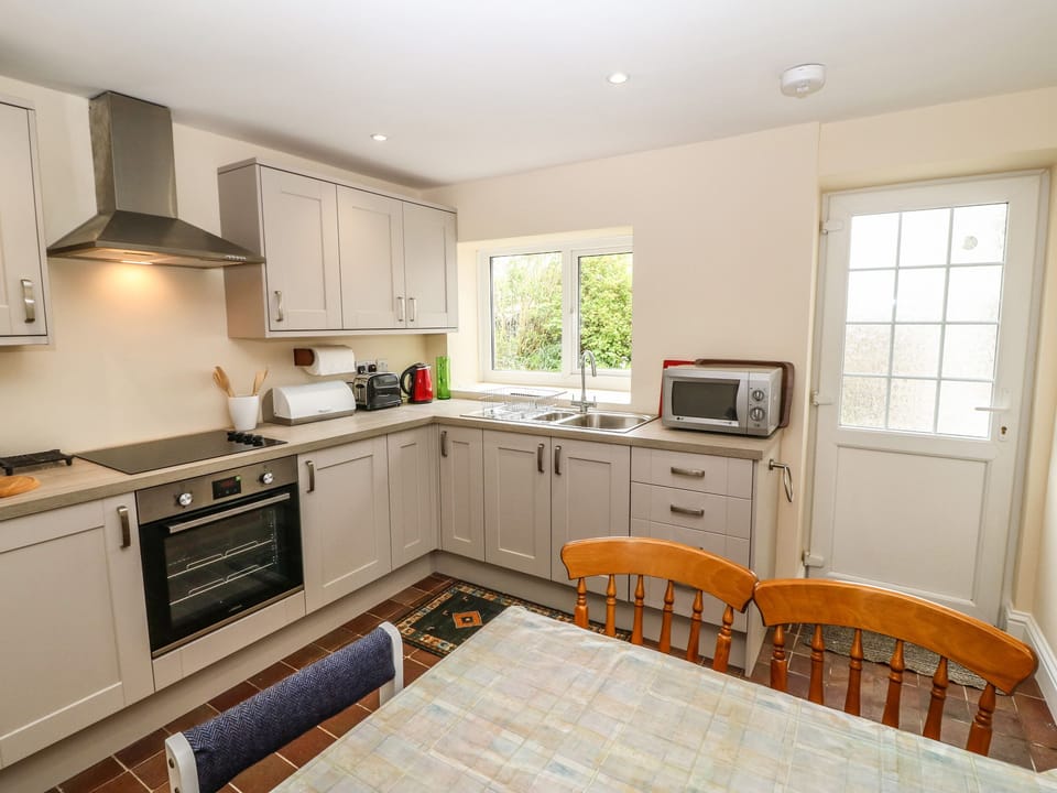Cottage | Interior