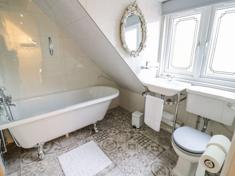 Globe Cottage Cottage in Stratford-upon-Avon