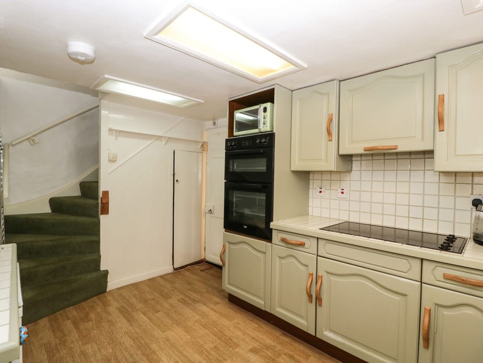 Cottage | Interior