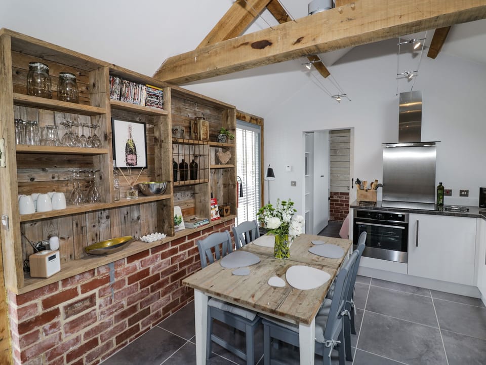 Cottage | Interior