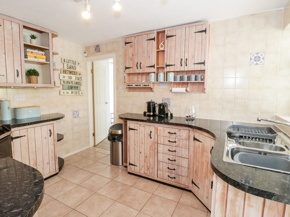 Cottage | Interior