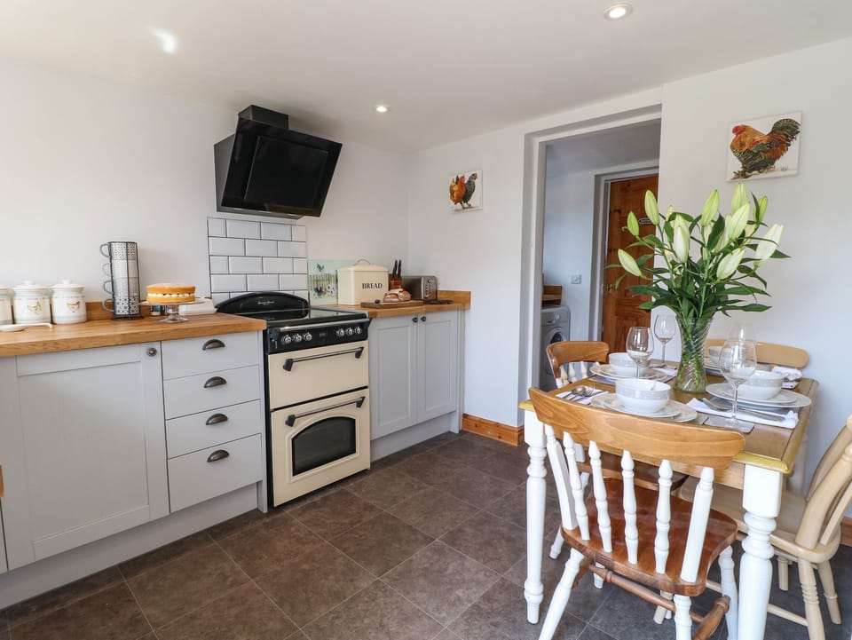 Cottage | Interior
