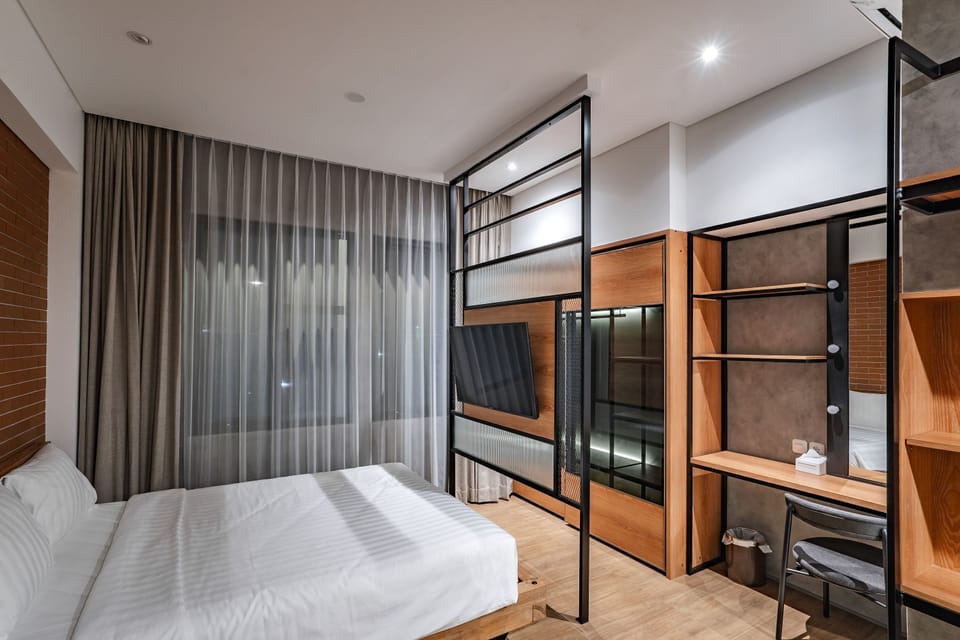 Deluxe Suite | Desk, free WiFi, bed sheets
