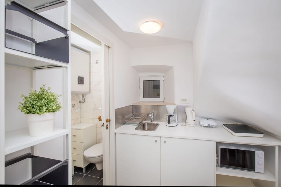 Economy Double Room | Interior