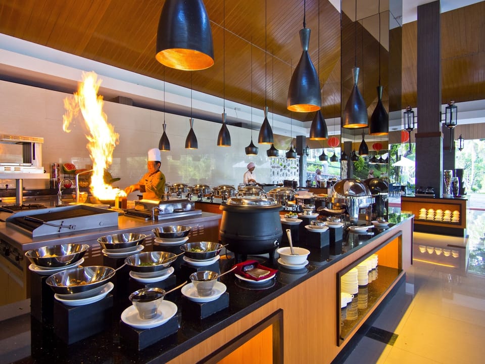 Daily buffet breakfast for a fee