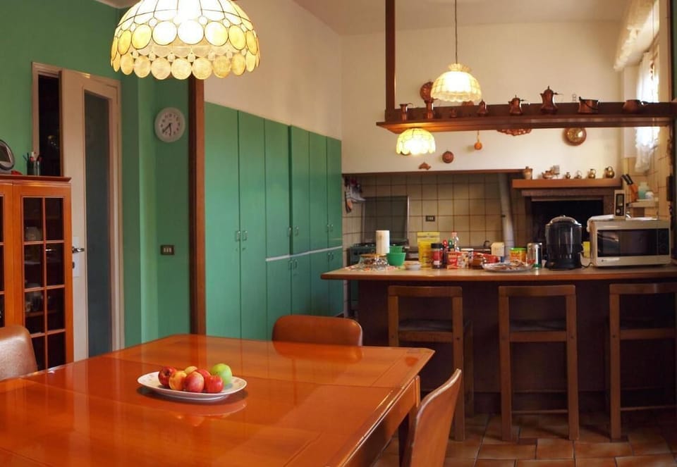 Villa, 6 Bedrooms, Smoking, Private Pool | Dining