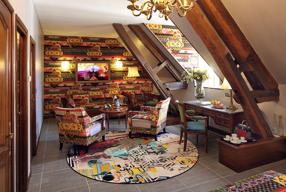 Suite Nectar | Premium bedding, minibar, in-room safe, laptop workspace