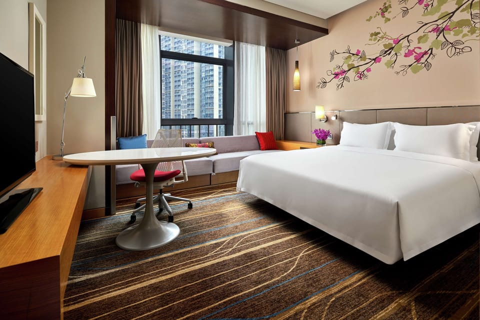 Room, 1 King Bed, Accessible | Premium bedding, pillowtop beds, in-room safe, individually decorated